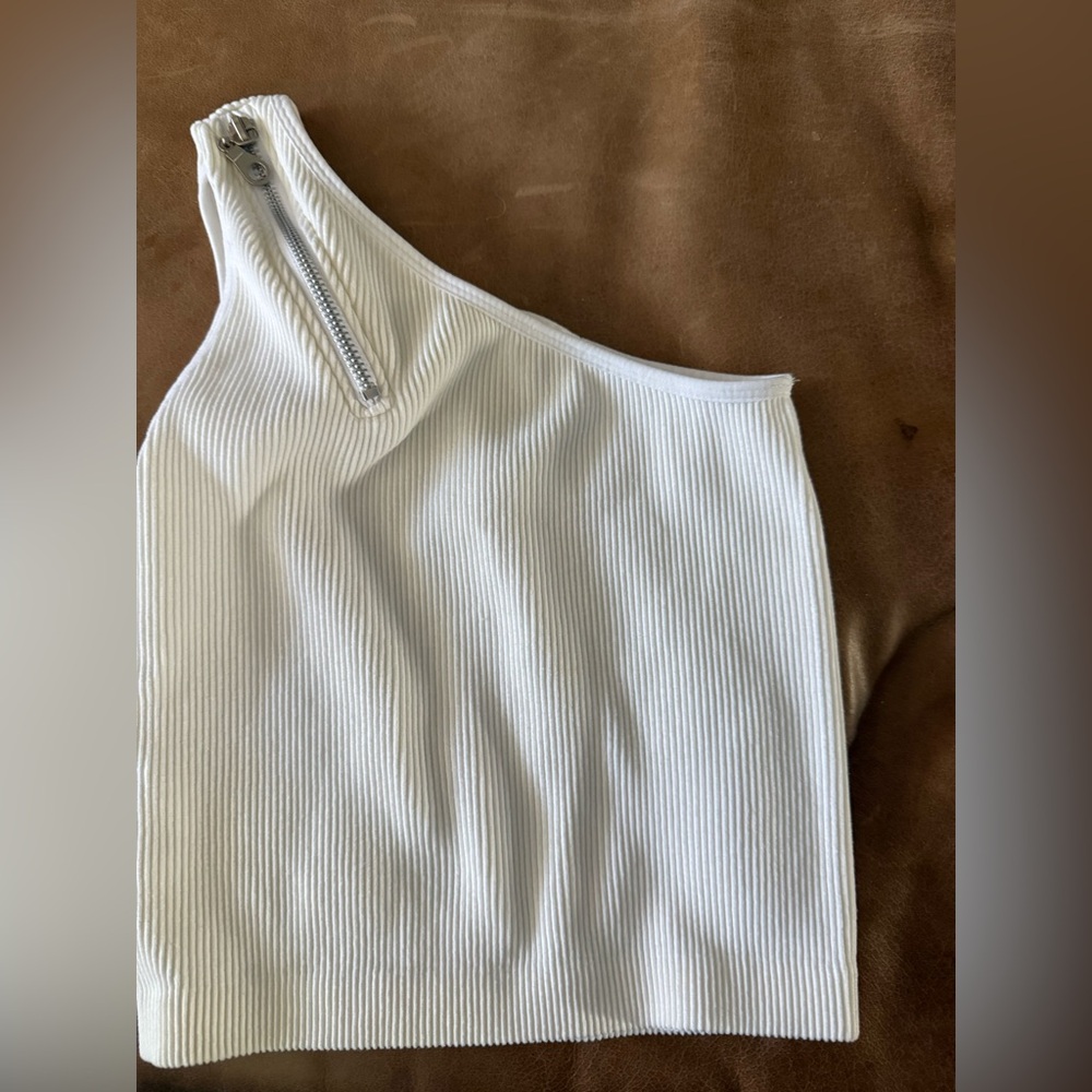 White One-Shoulder Ribbed Top